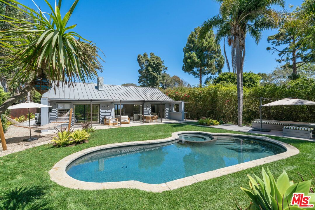 Property photo for 28036 Sea Lane Dr, Malibu, CA