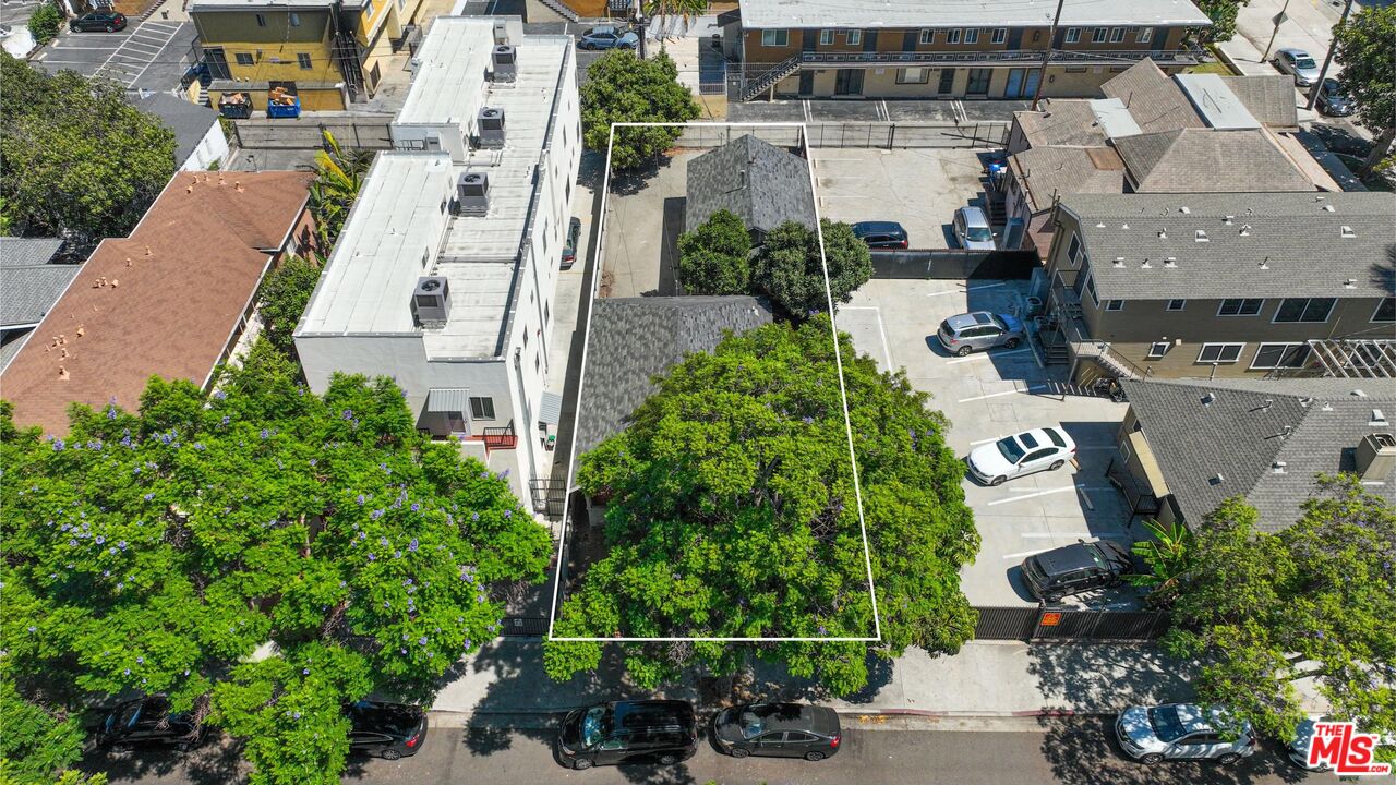 Property photo for 3042 Royal St, Los Angeles, CA
