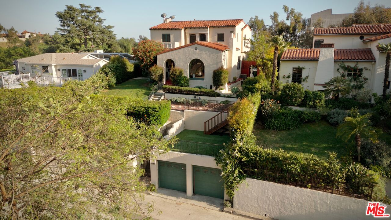 Property photo for 3365 Ley Dr, Los Angeles, CA