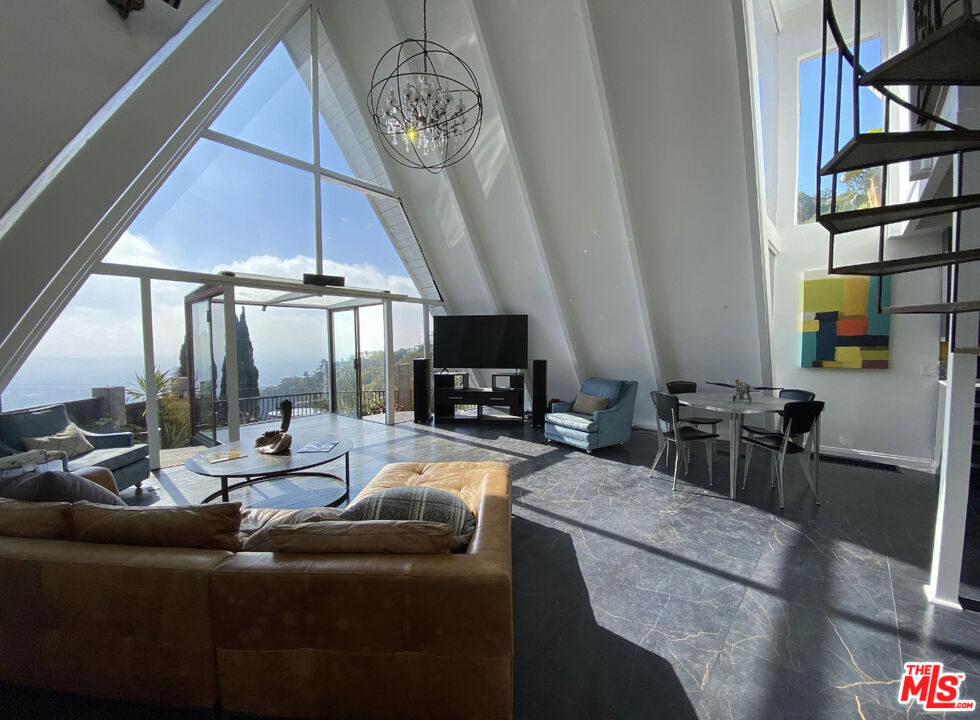 Property photo for 2144 Sunset Plaza Dr, Los Angeles, CA