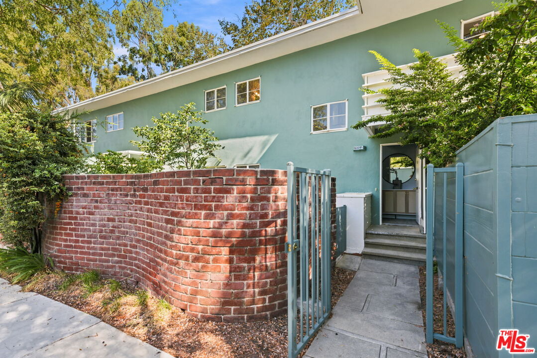 Property photo for 5328 1/2 Village Grn, Los Angeles, CA