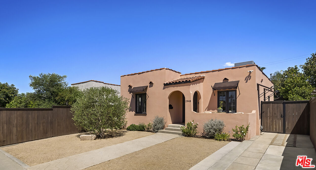 Property photo for 2948 S Norton Ave, Los Angeles, CA