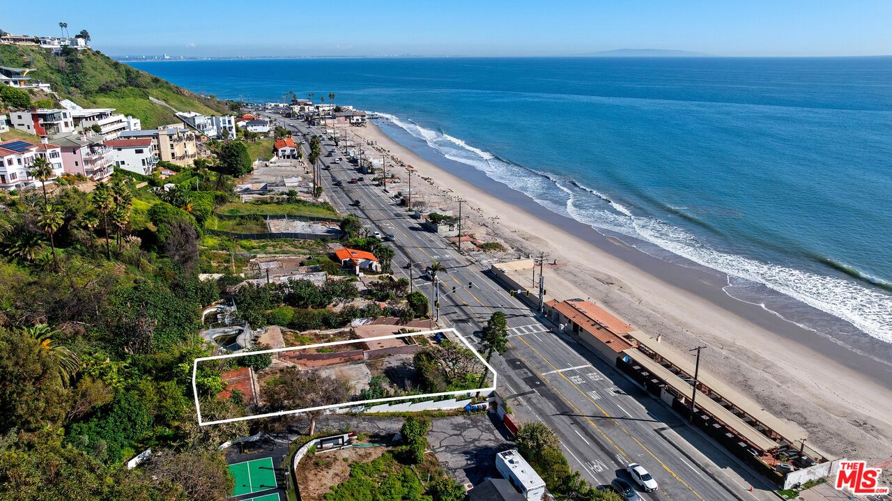 Property photo for 21443 Pacific Coast Hwy, Malibu, CA