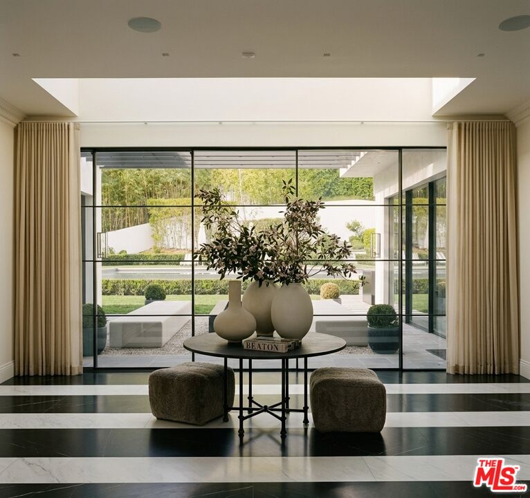 Property photo for 2331 Chislehurst Dr, Los Angeles, CA