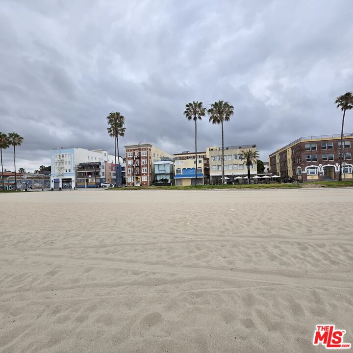 Property photo for 30 Dudley Ave, #5, Venice, CA