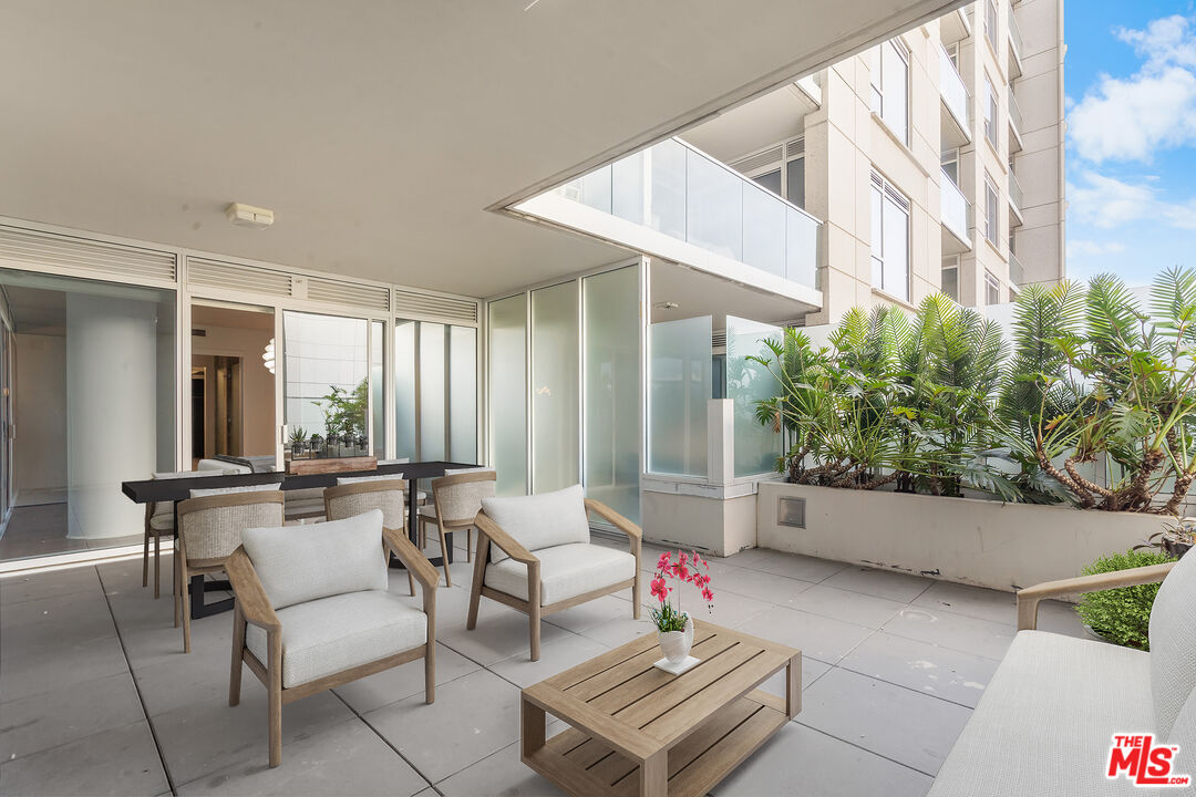 Property photo for 6250 Hollywood Blvd, #4E, Los Angeles, CA