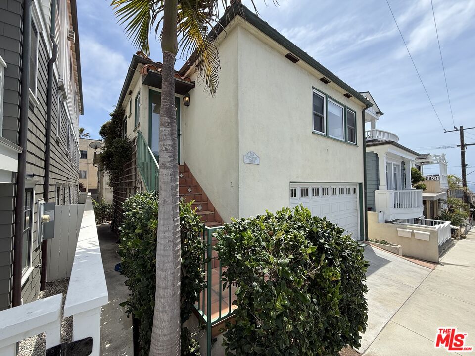 Property photo for 136 28th St, Hermosa Beach, CA