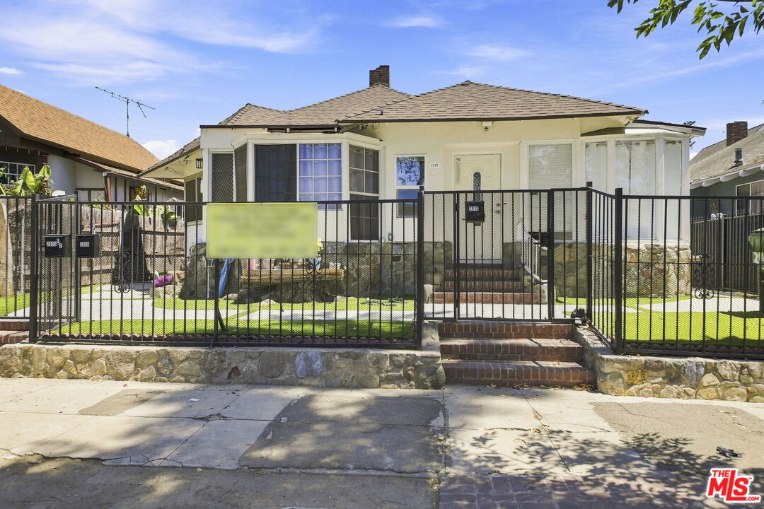 Property photo for 2910 Budlong Ave, Los Angeles, CA
