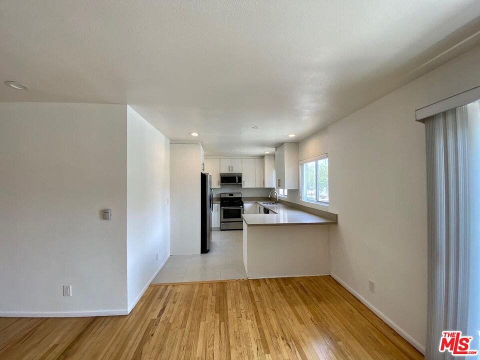 Property photo for 149 S Hayworth Ave, #4, Los Angeles, CA