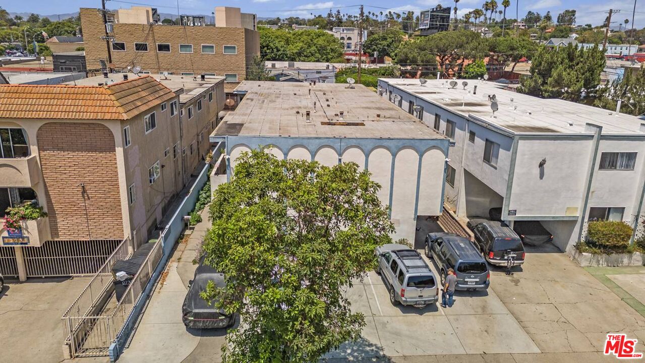 Property photo for 12231 Pacific Ave, Los Angeles, CA
