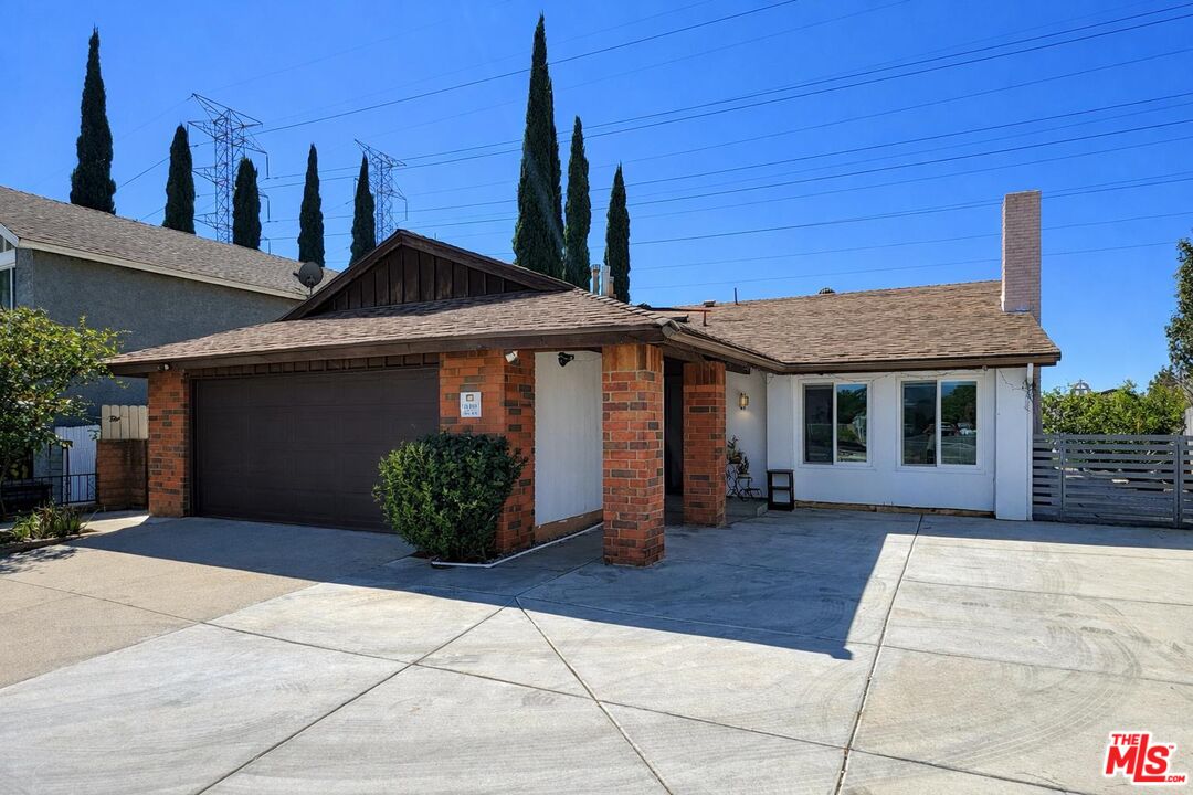 Property photo for 11493 Lev Ave, Los Angeles, CA