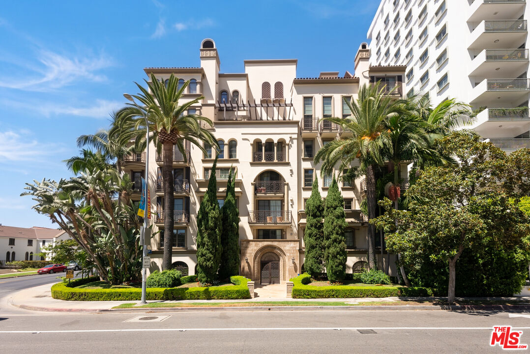 Property photo for 10795 Wilshire Blvd, #304, Los Angeles, CA