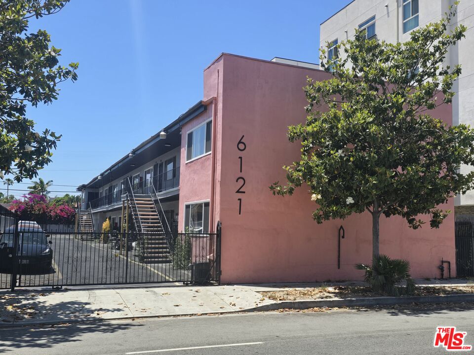 Property photo for 6121 Crenshaw Blvd, Los Angeles, CA