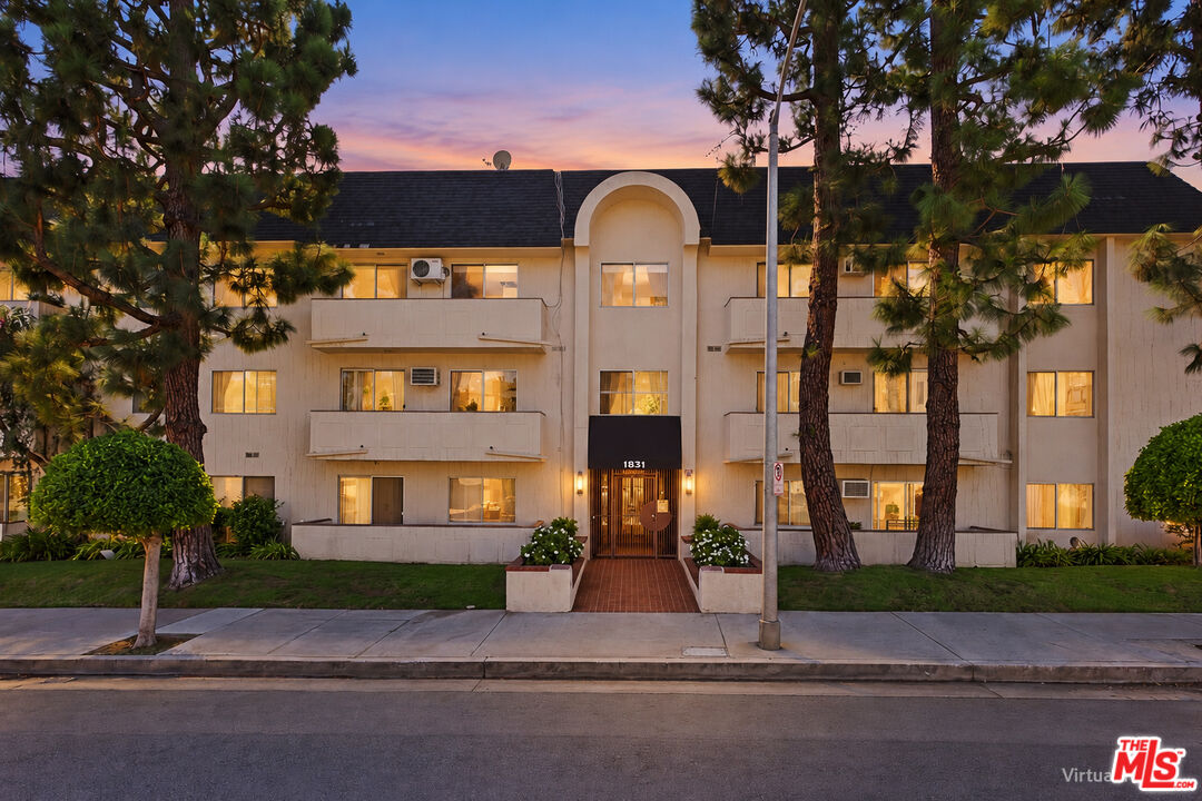 Property photo for 1831 Prosser Ave, #307, Los Angeles, CA
