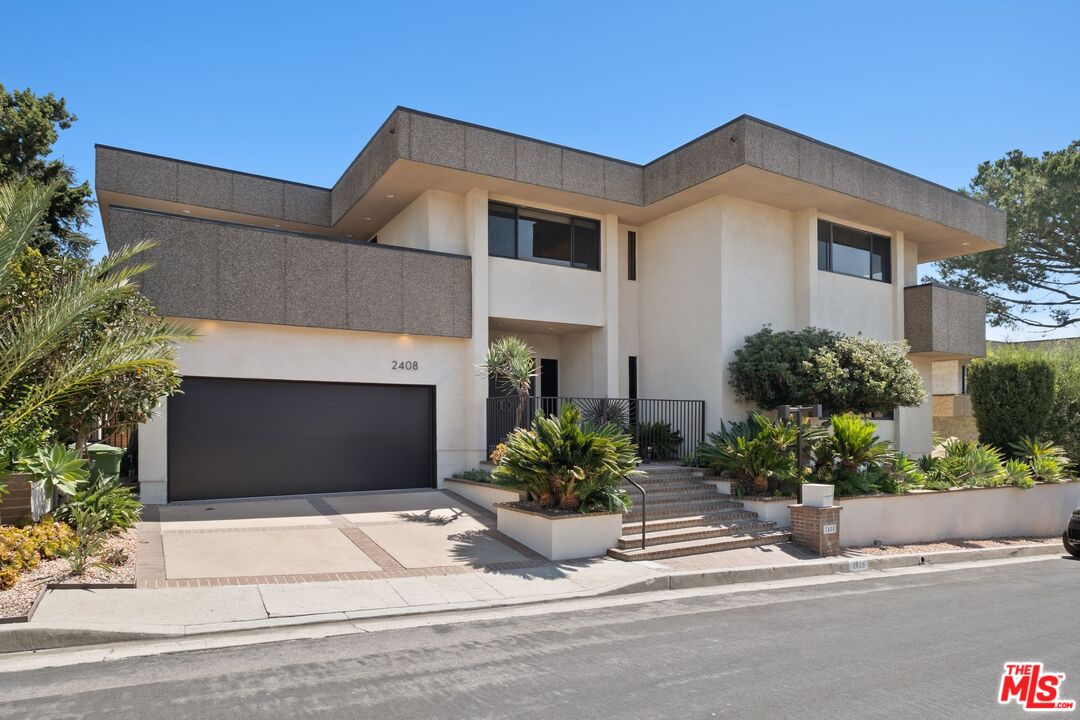 Property photo for 2408 VENUS DR, Los Angeles, CA