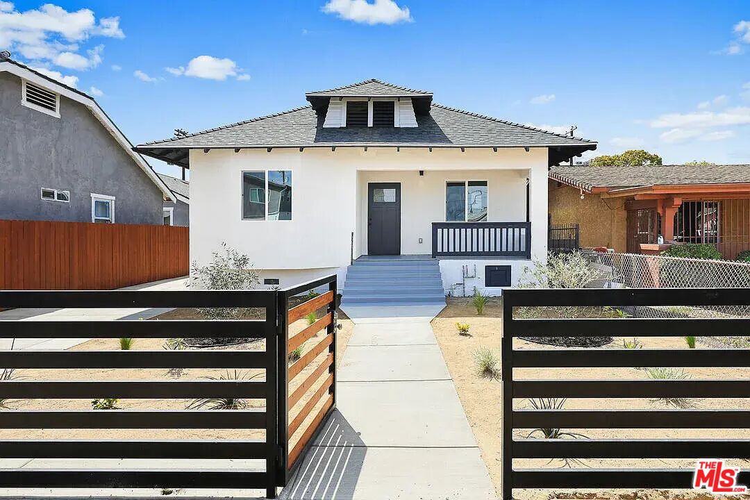 Property photo for 438 E 56th St, Los Angeles, CA