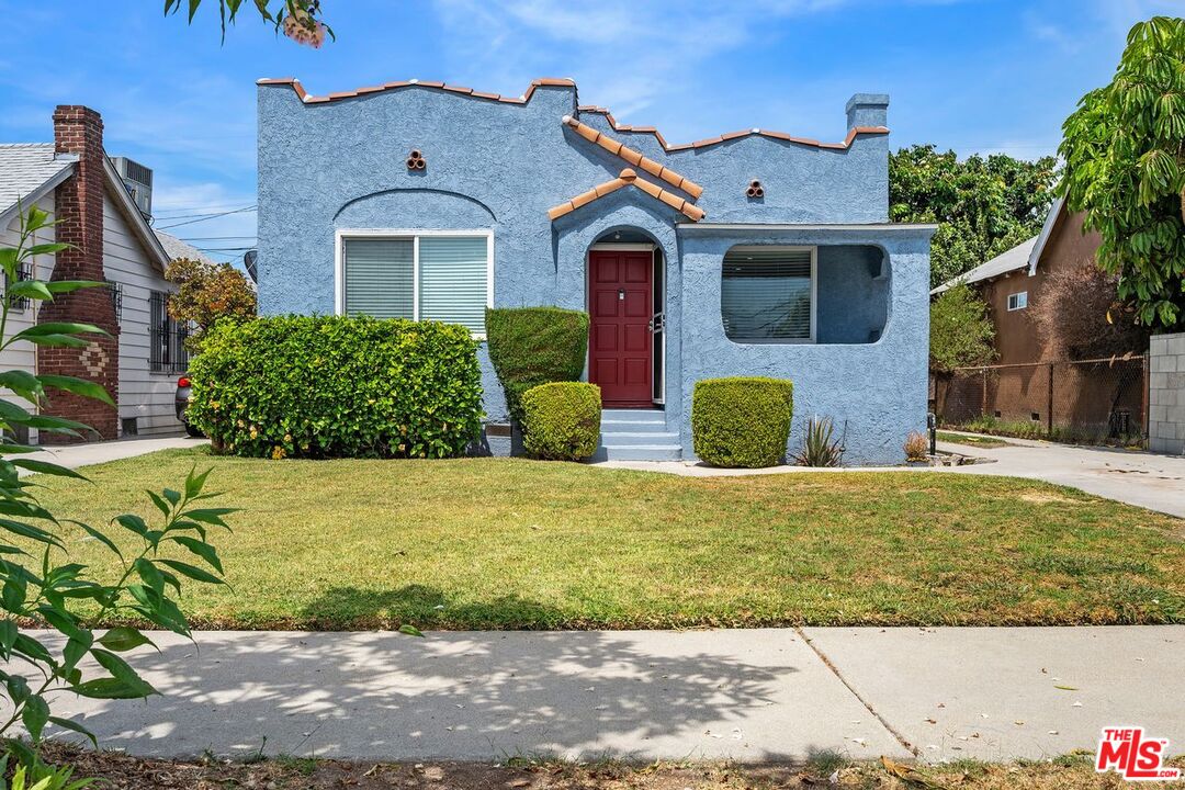 Property photo for 1919 W 65th Pl, Los Angeles, CA