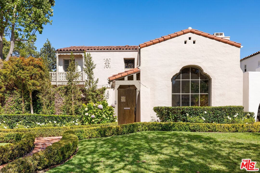 Property photo for 200 S McCarty Dr, Beverly Hills, CA