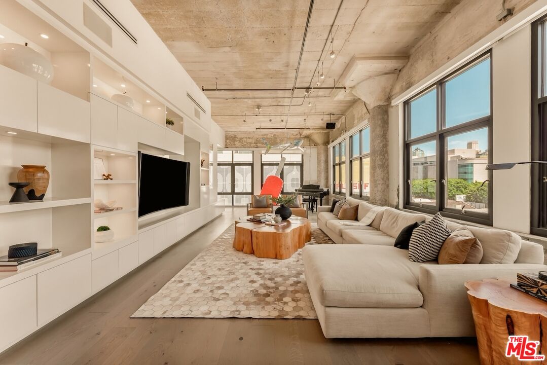 Property photo for 330 W 11th St, #401 & 402, Los Angeles, CA