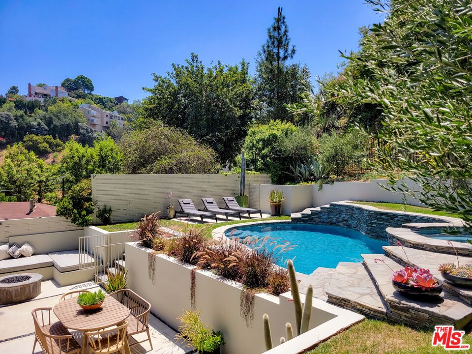 Property photo for 5866 Spring Oak Dr, Los Angeles, CA