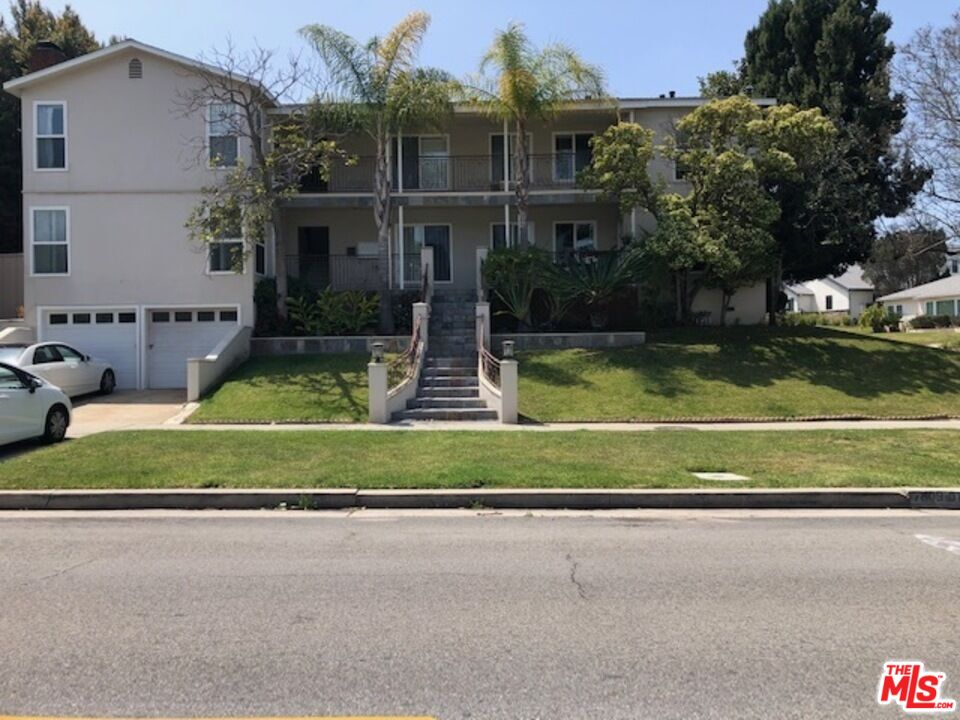 Property photo for 7805 Airport Blvd, Los Angeles, CA