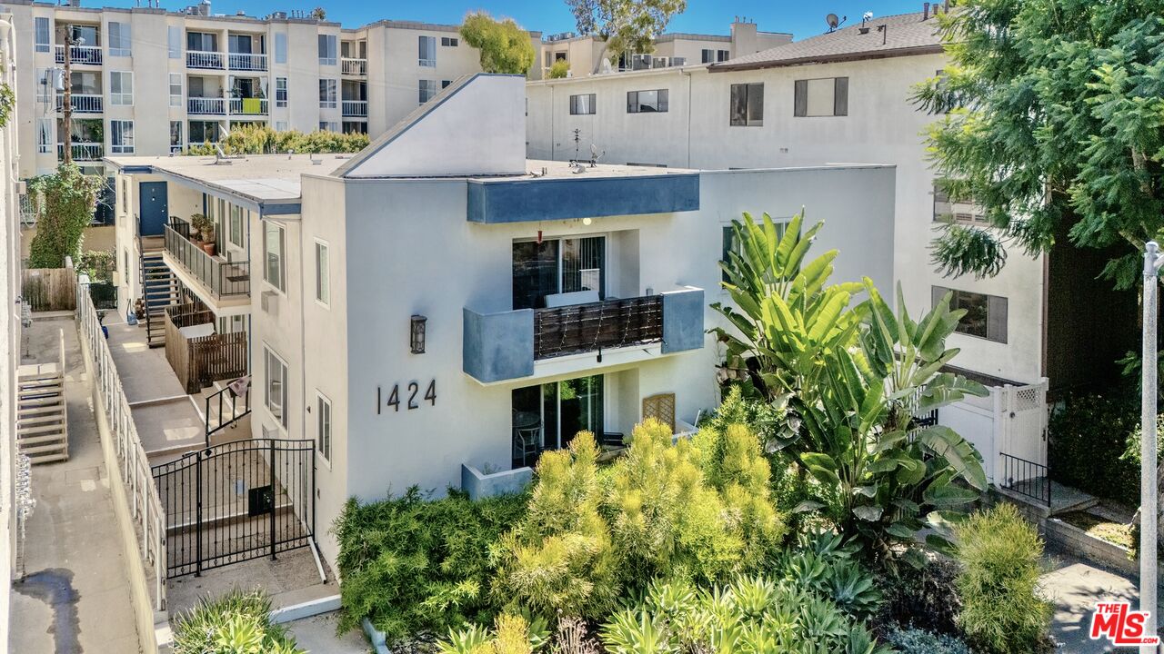 Property photo for 1424 Greenfield Ave, Los Angeles, CA