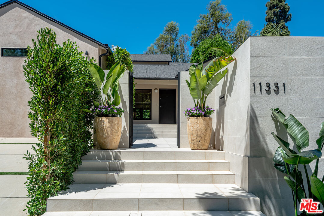Property photo for 11331 Cashmere St, Los Angeles, CA