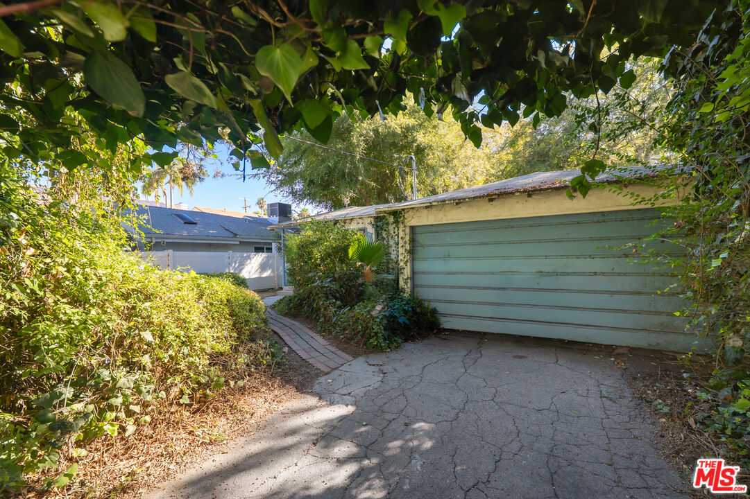 Property photo for 4480 Colbath Ave, Los Angeles, CA