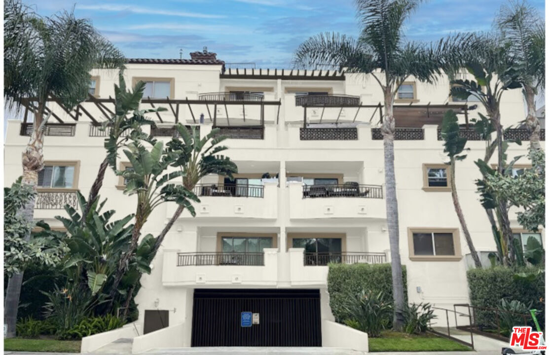 Property photo for 1520 S Shenandoah St, #304, Los Angeles, CA