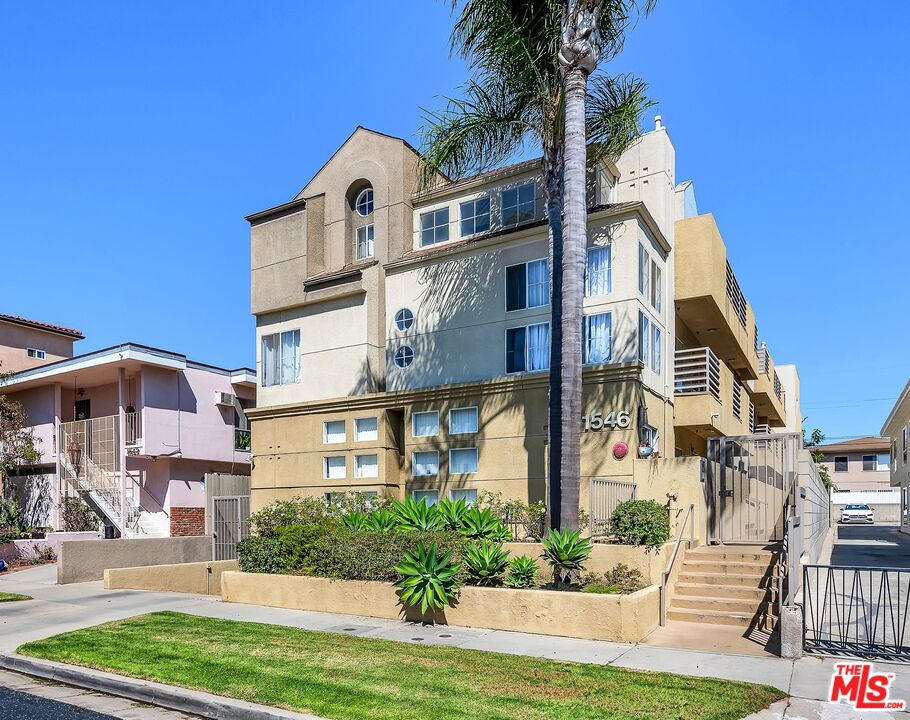Property photo for 1546 Hi Point St, #105, Los Angeles, CA