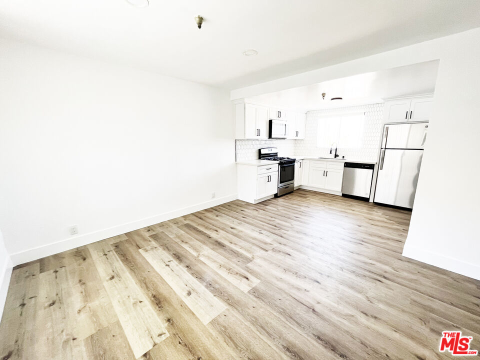 Property photo for 11430 Cedar Ave, #9, Hawthorne, CA