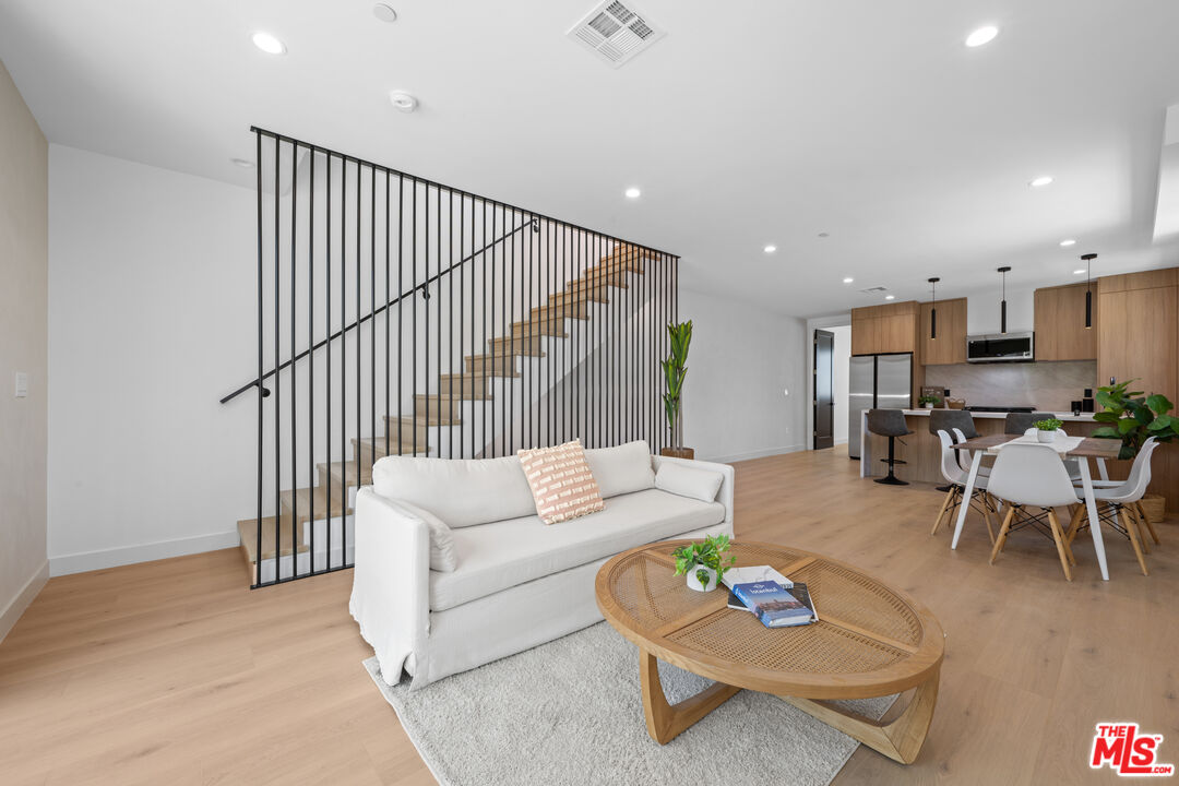 Property photo for 837 2 N Detroit St, Los Angeles, CA