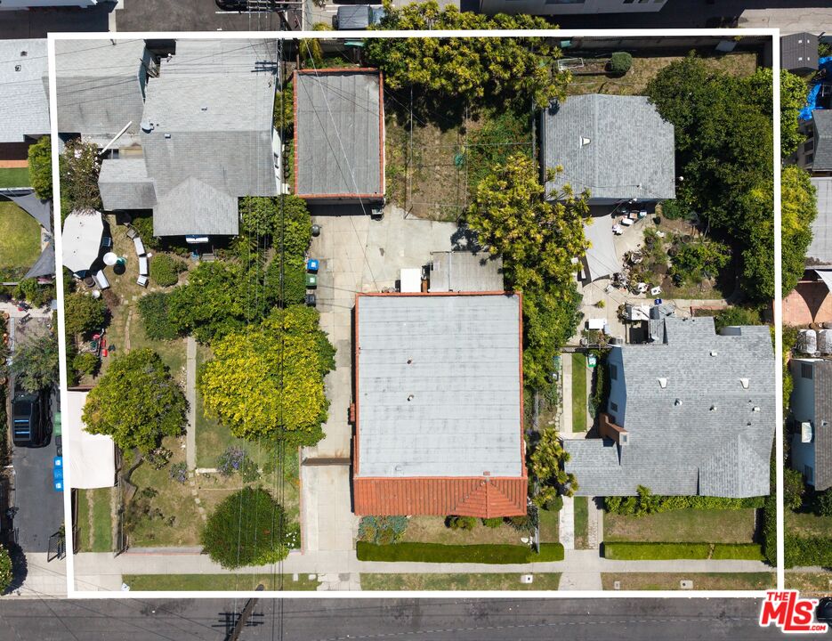 Property photo for 11818 Iowa Ave, Los Angeles, CA