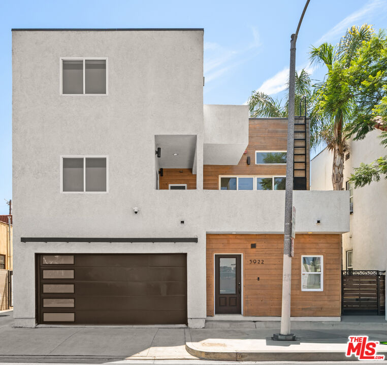 Property photo for 5922 Barton Ave, Los Angeles, CA
