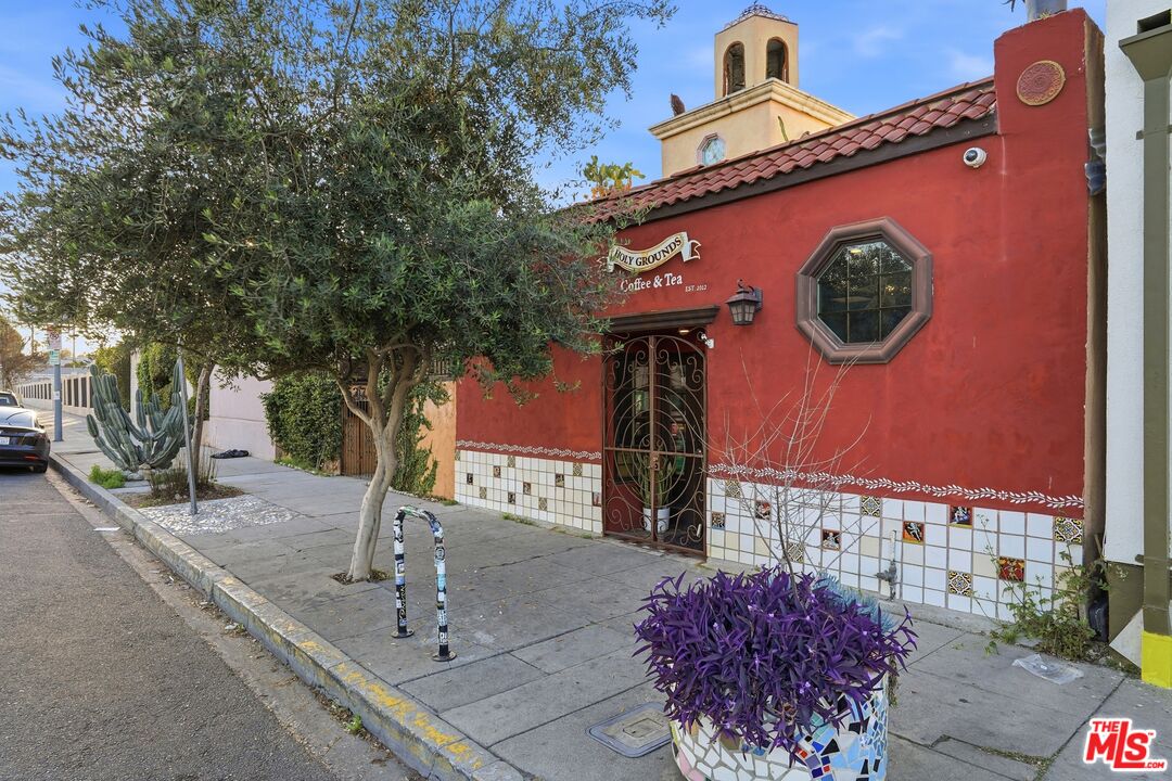 Property photo for 5371 Alhambra Ave, Los Angeles, CA
