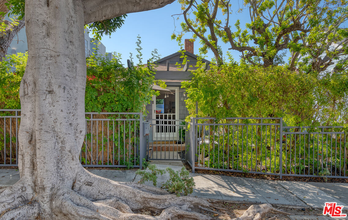Property photo for 1014 Pier Ave, Santa Monica, CA