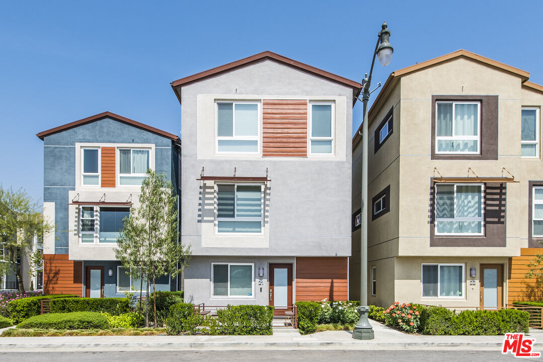 Property photo for 2581 Arvia St, #21, Los Angeles, CA
