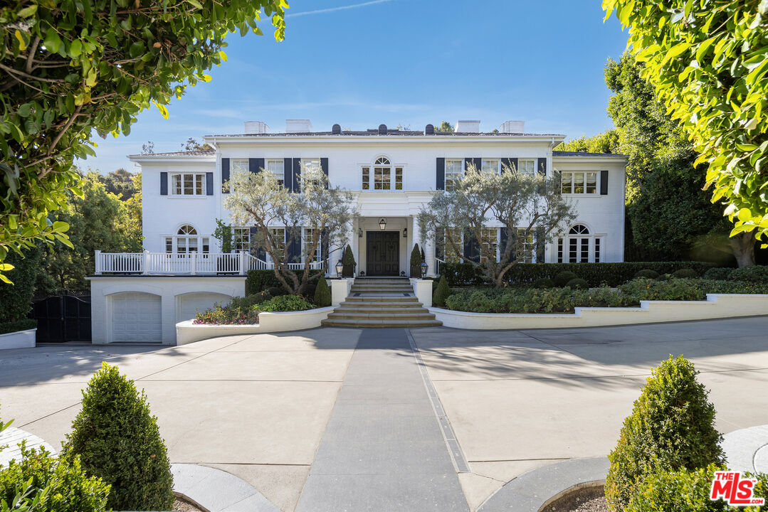 Property photo for 9135 Hazen Dr, Beverly Hills, CA