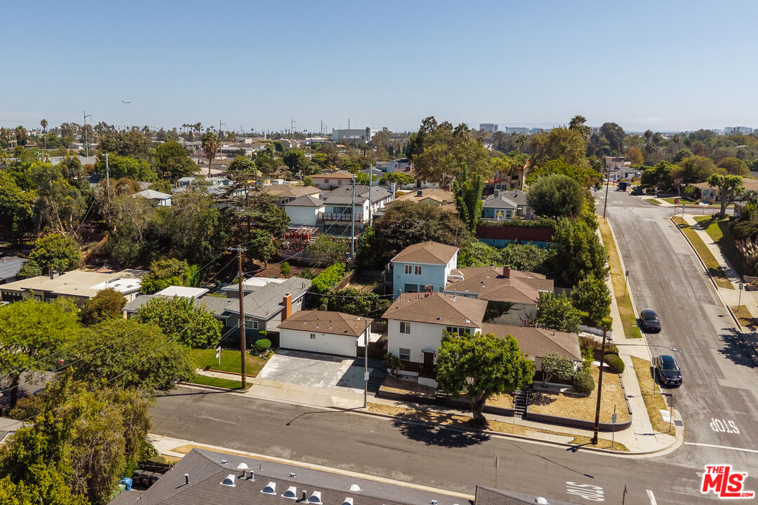 Property photo for 7020 Ramsgate Ave, Los Angeles, CA
