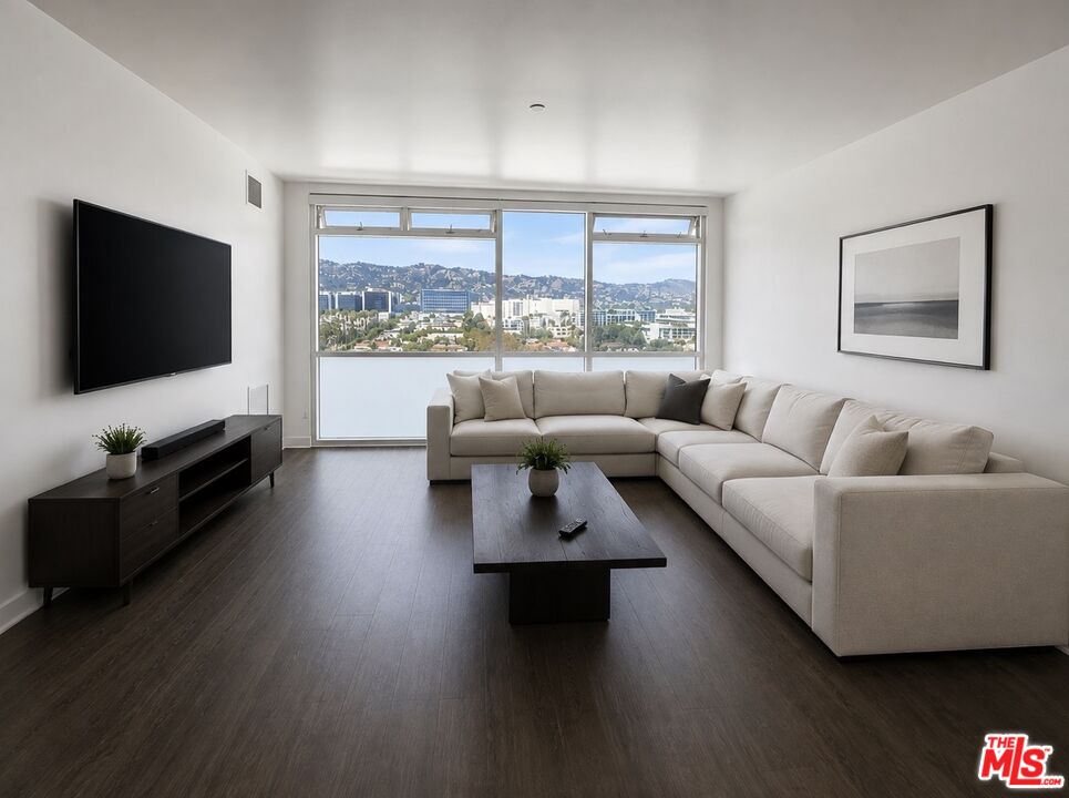 Property photo for 8601 Wilshire Blvd, #1004, Beverly Hills, CA