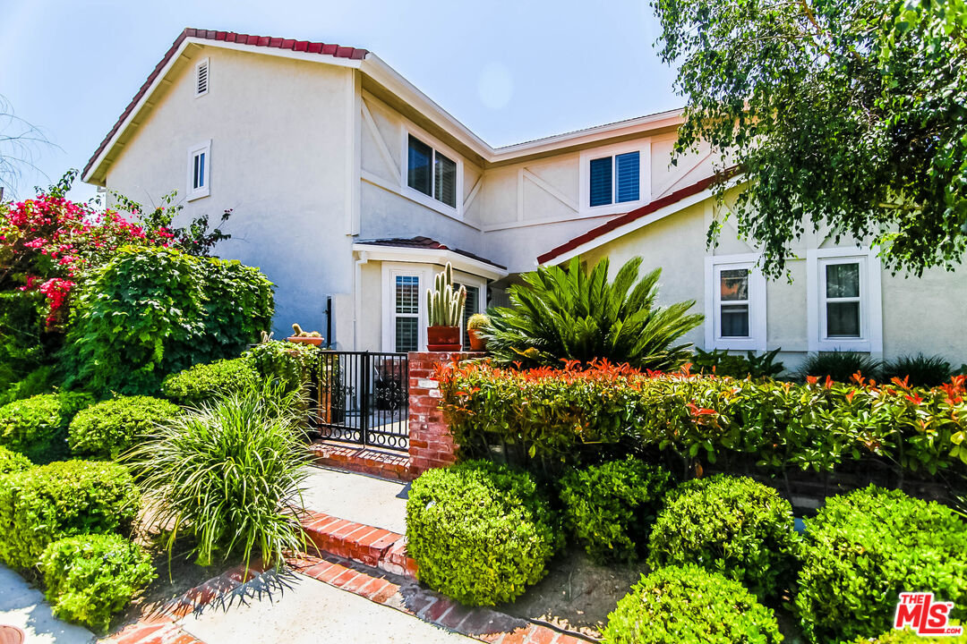 Property photo for 19550 Turtle Springs Way, Los Angeles, CA