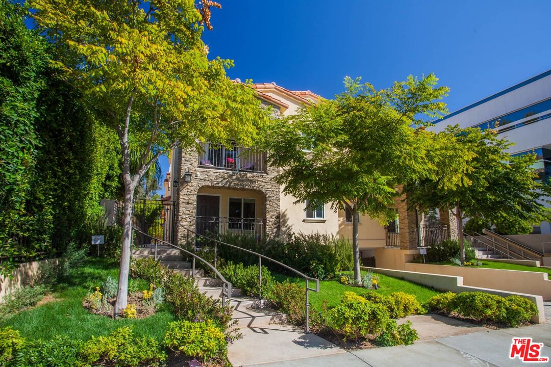 Property photo for 1171 Franklin ST, #102, Santa Monica, CA