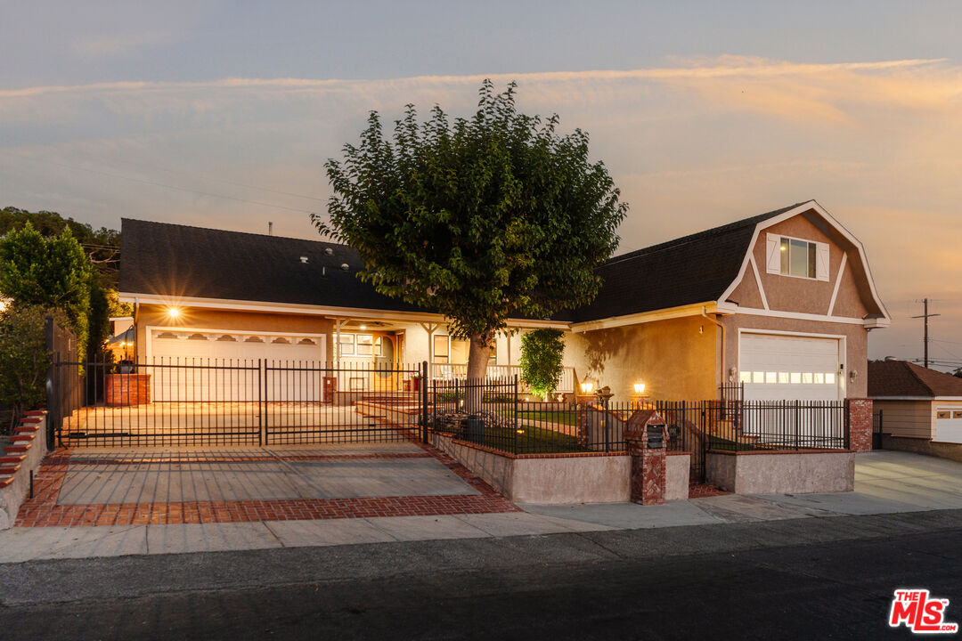 Property photo for 10162 Breidt Ave, Los Angeles, CA