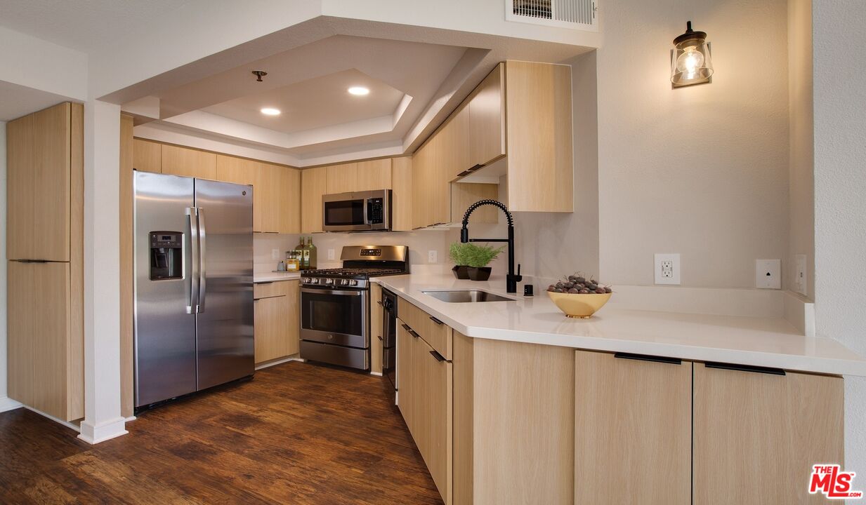 Property photo for 7660 Beverly Blvd, #239, Los Angeles, CA
