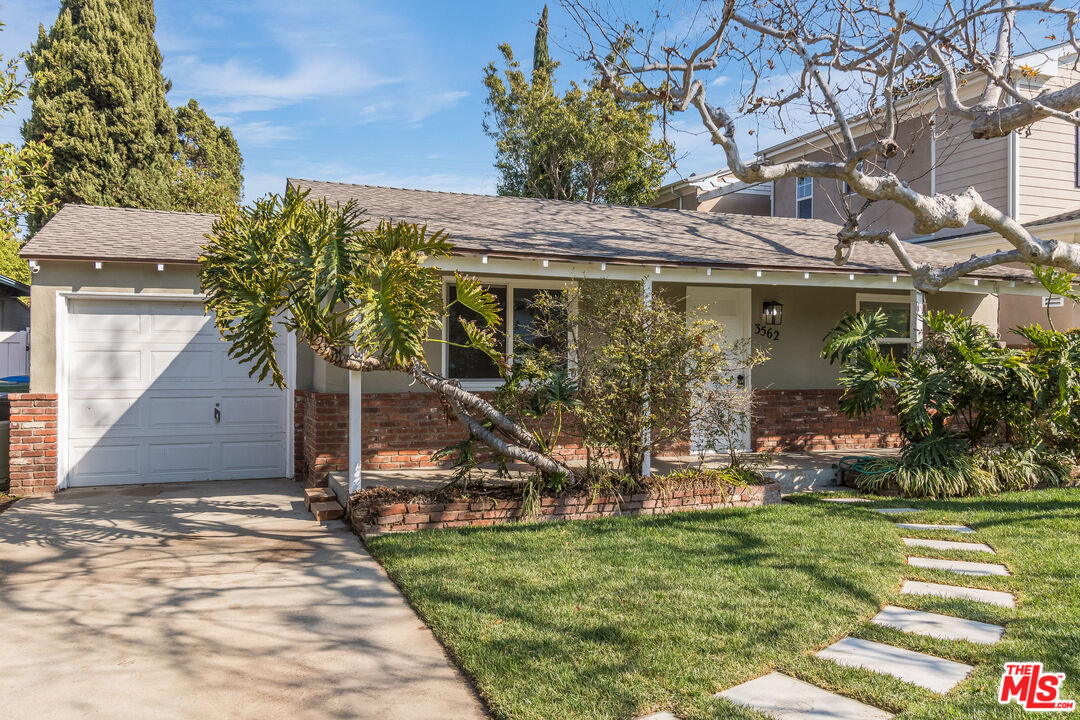 Property photo for 3562 Veteran Ave, Los Angeles, CA