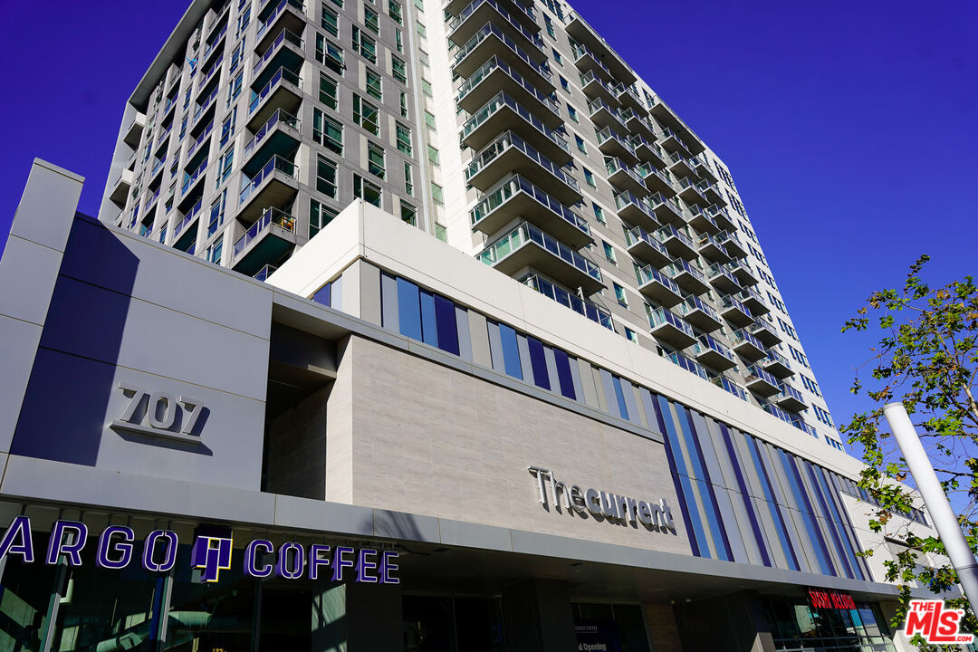 Property photo for 707 E Ocean Blvd, #1102, Long Beach, CA