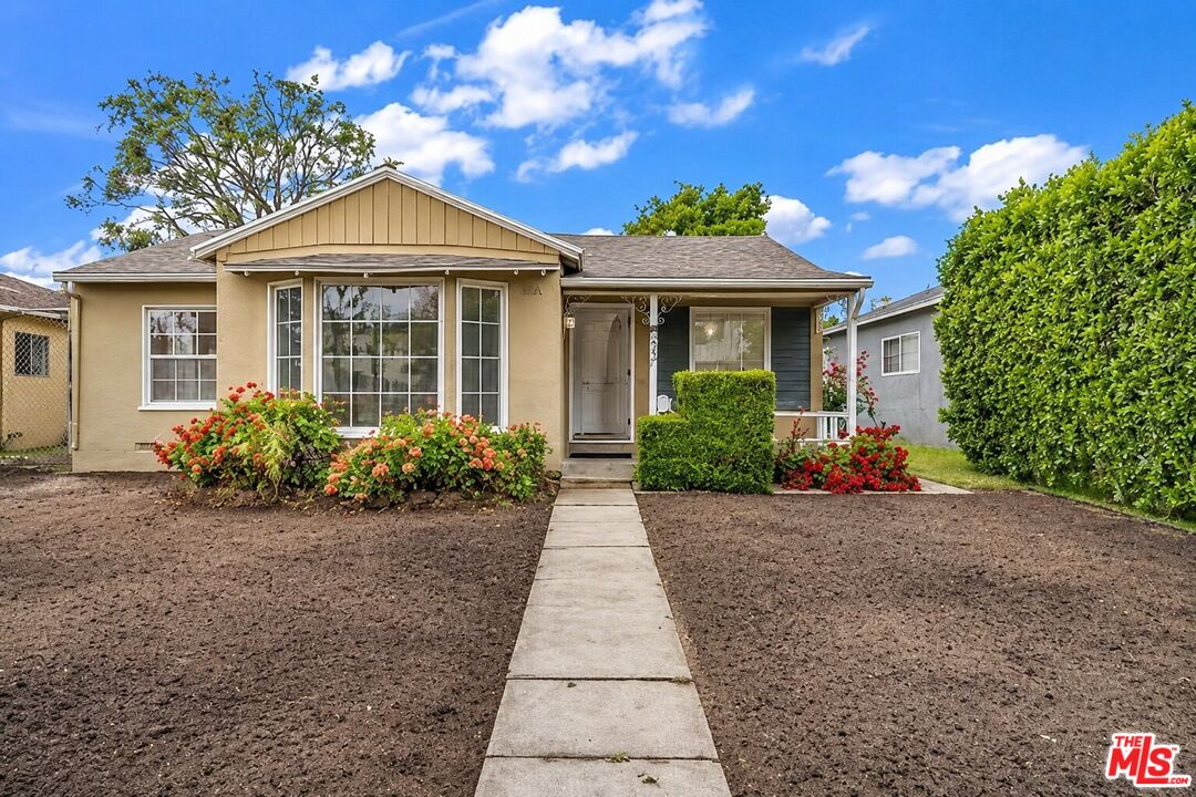 Property photo for 6531 Hayvenhurst Ave, Los Angeles, CA