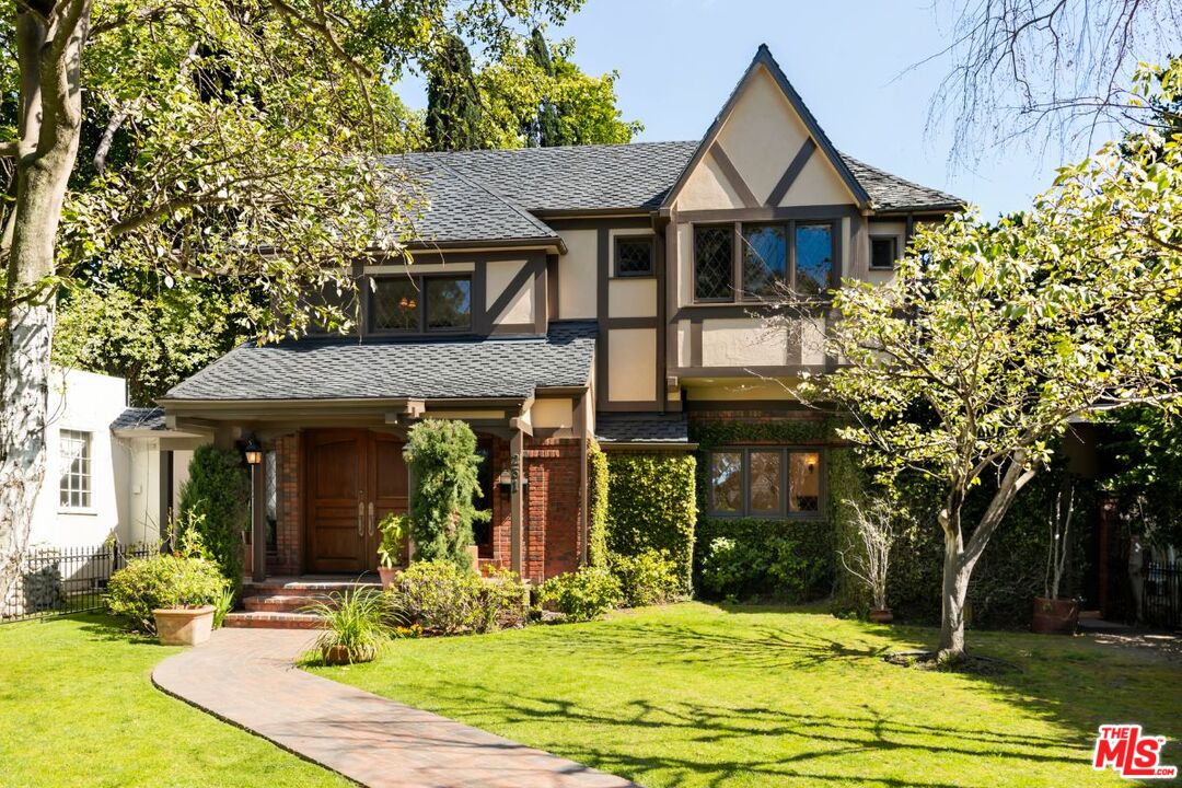 Property photo for 231 14th St, Santa Monica, CA