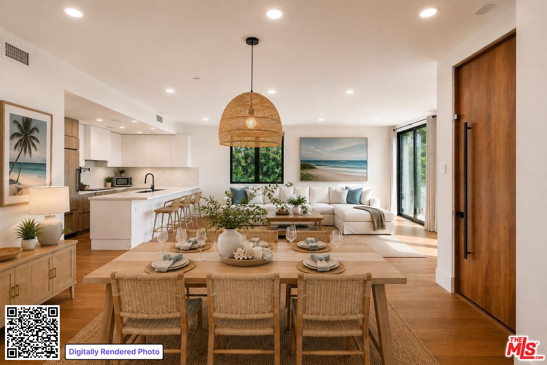 Property photo for 614 5th Ave, Venice, CA