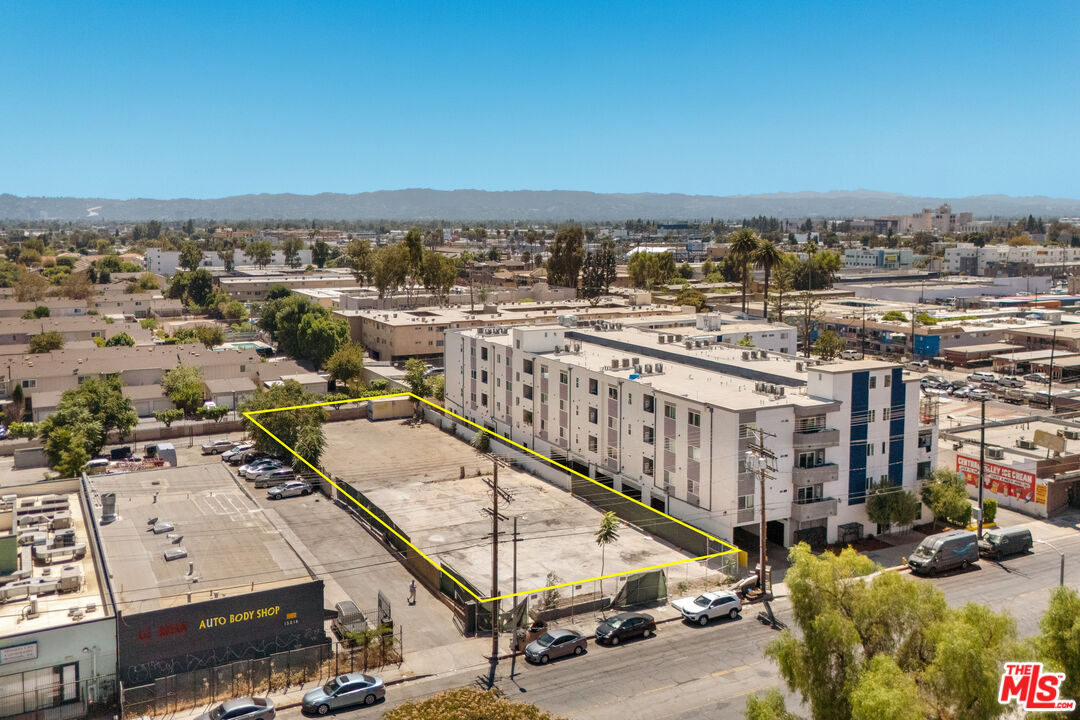 Property photo for 15226 Parthenia St, Los Angeles, CA